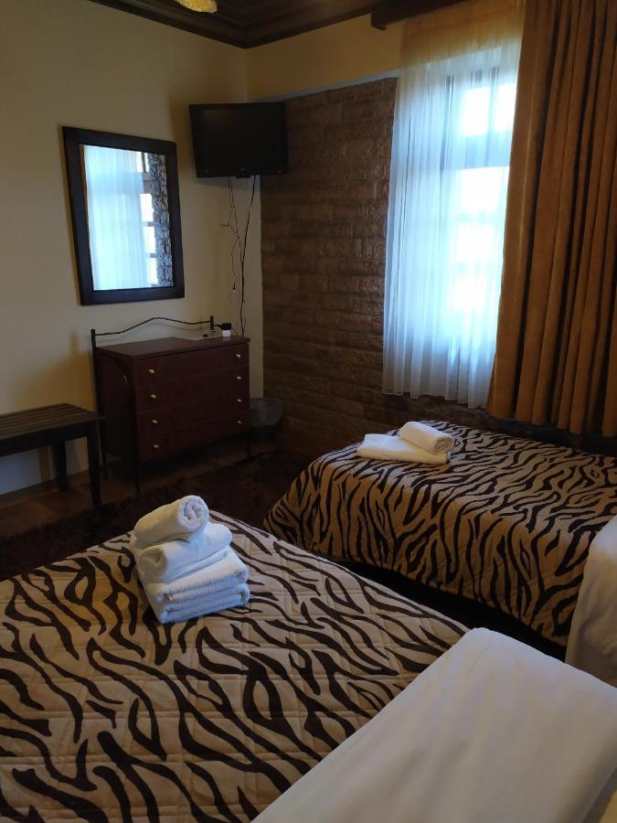 Aggelon Katafygio Hotel Asprangeloi