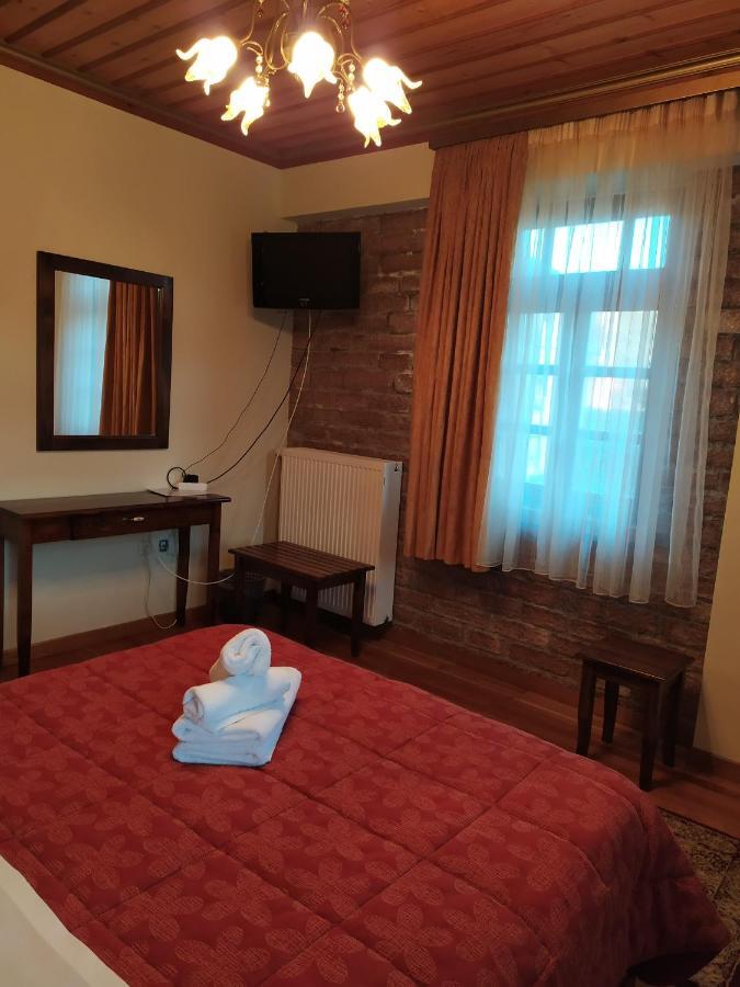 Aggelon Katafygio 3* Asprangeloi