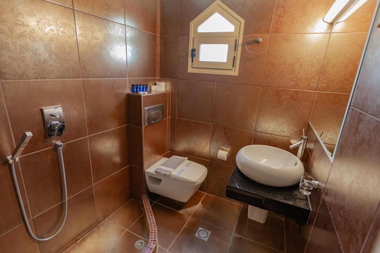 Esperides Hotel