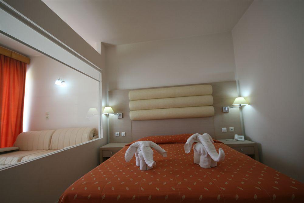Zorbas Hotel 4*