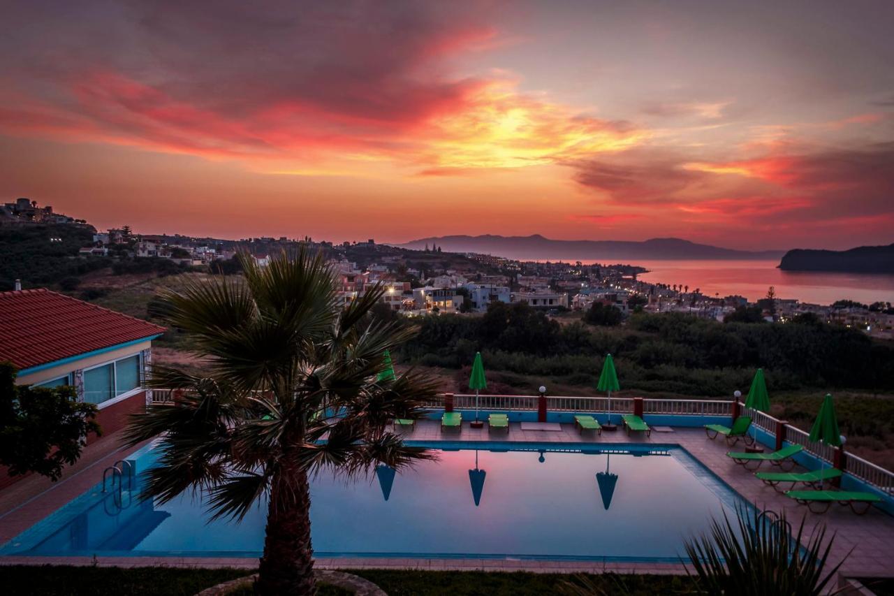 Eliros Studios Aparthotel 2*