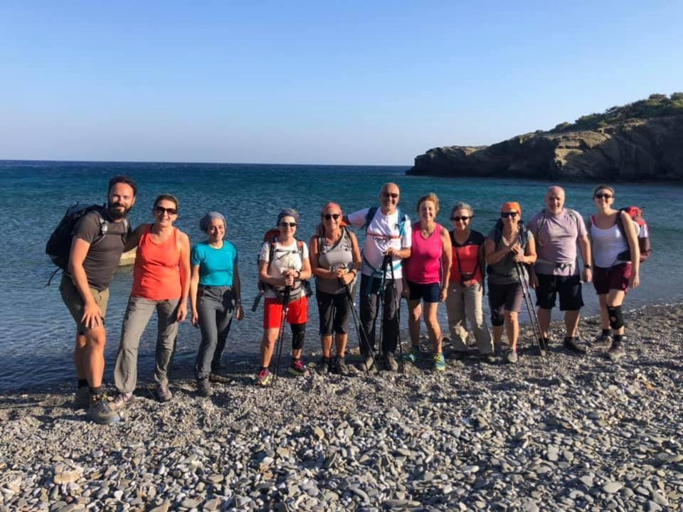 Dorana & Trekking 2* Diafani