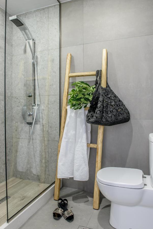 Laia Seafront Luxury *