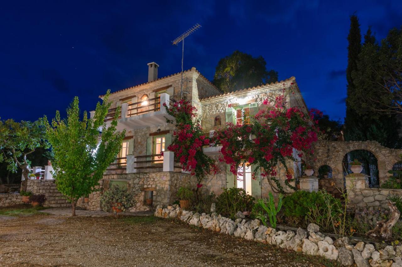 Louiza - Luxury Stone
