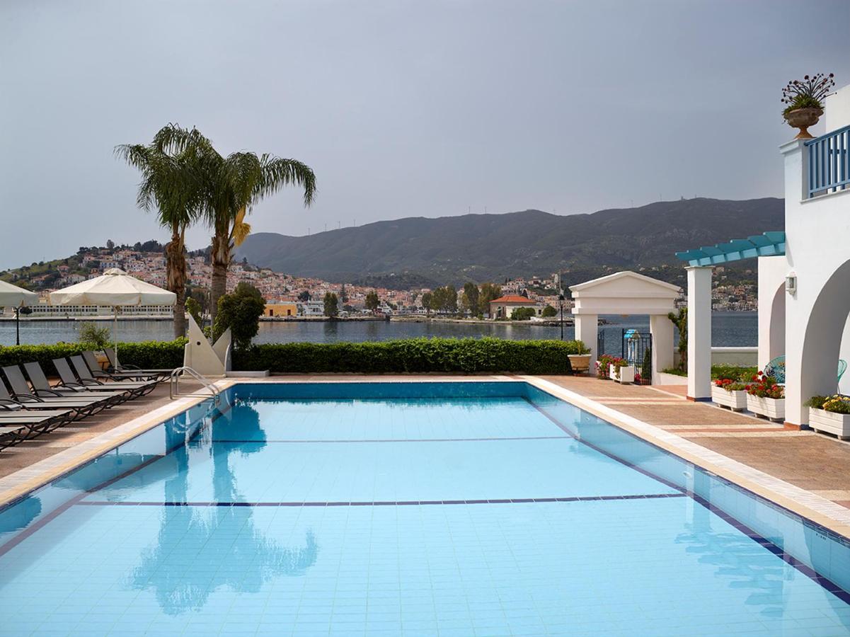 Nikis Village Aparthotel Poros Town