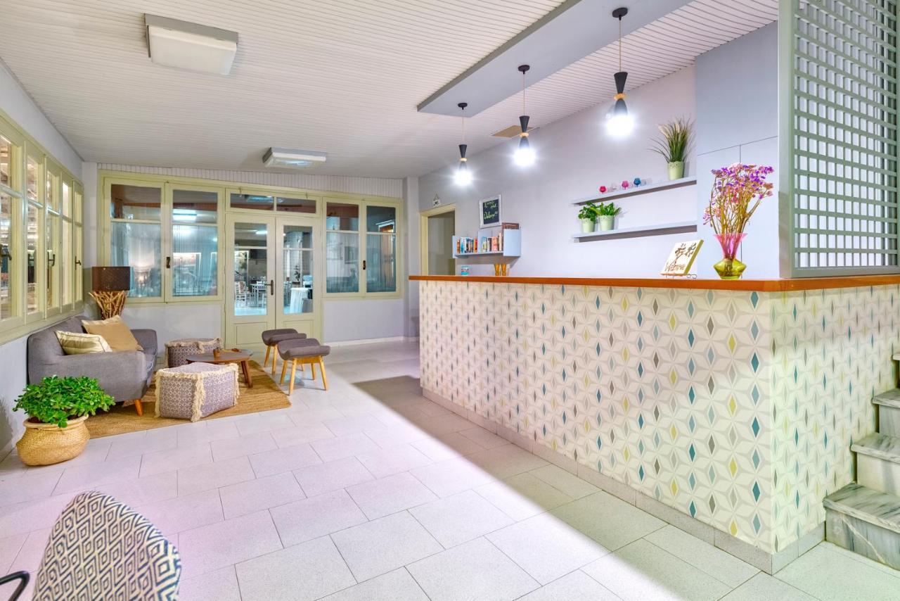 Kamelo Hotel Vari (Syros)