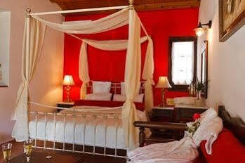 Hovolo 3*