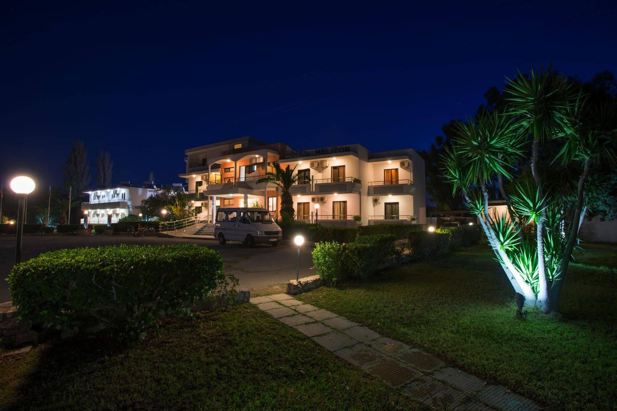 Meliton 3*