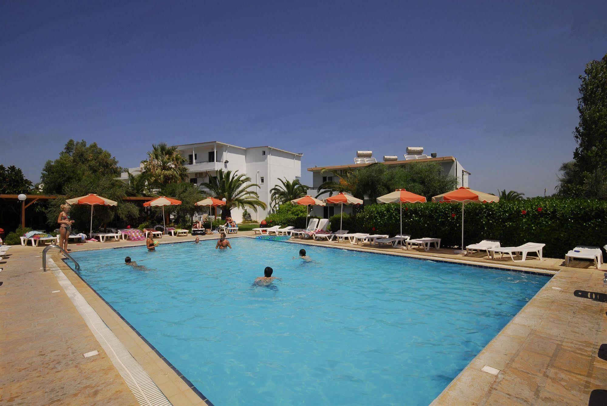 Meliton Hotel Theologos (Rhodes)