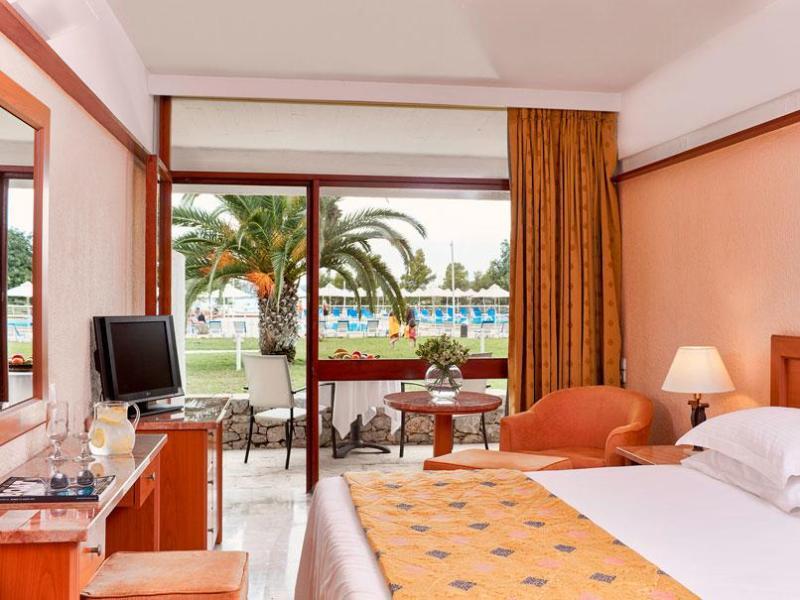 Hotel Aks