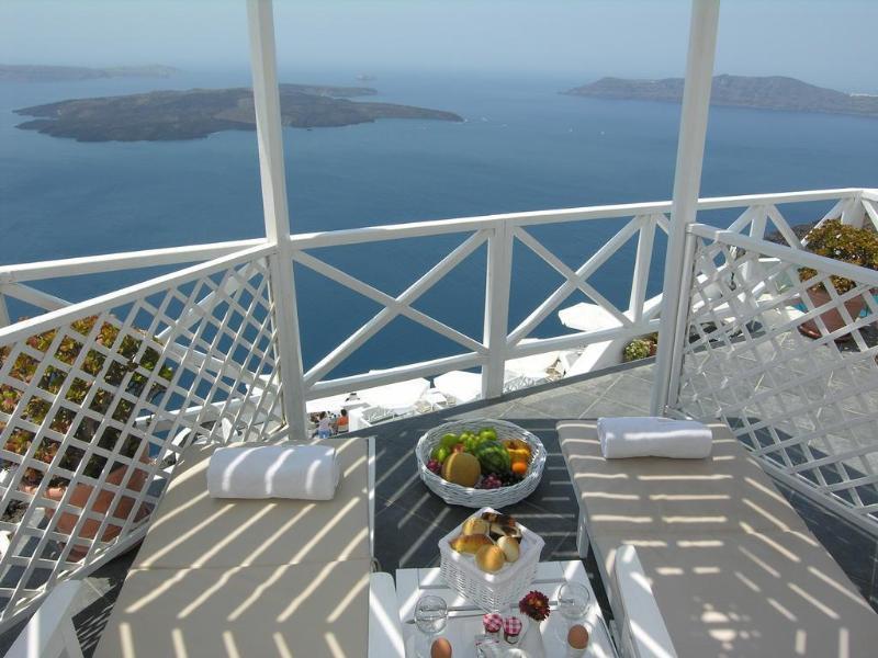 Abyssanto And Hotel Imerovigli (Santorini)