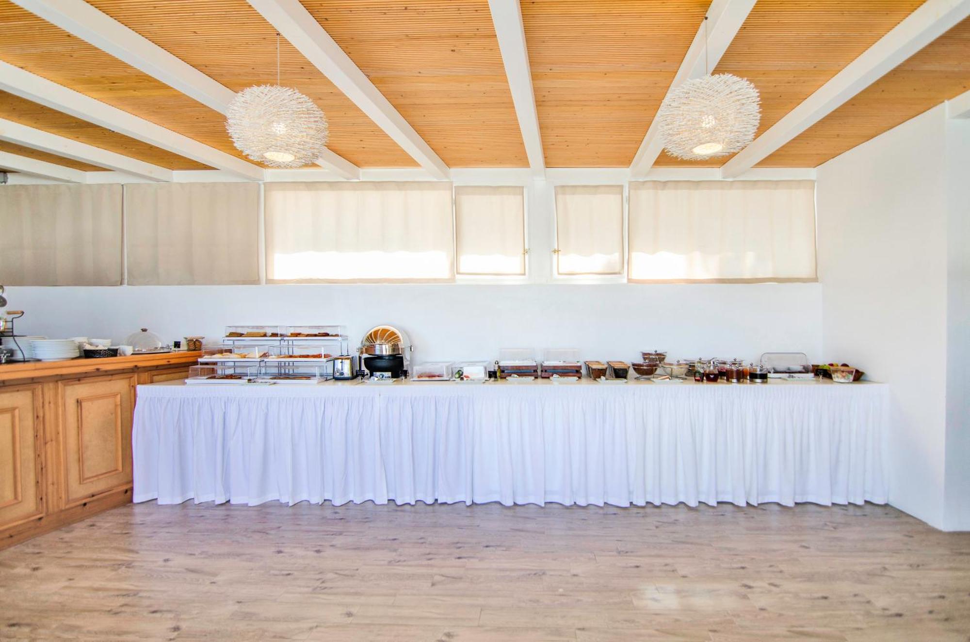 Kritikakis Village Aparthotel 3*