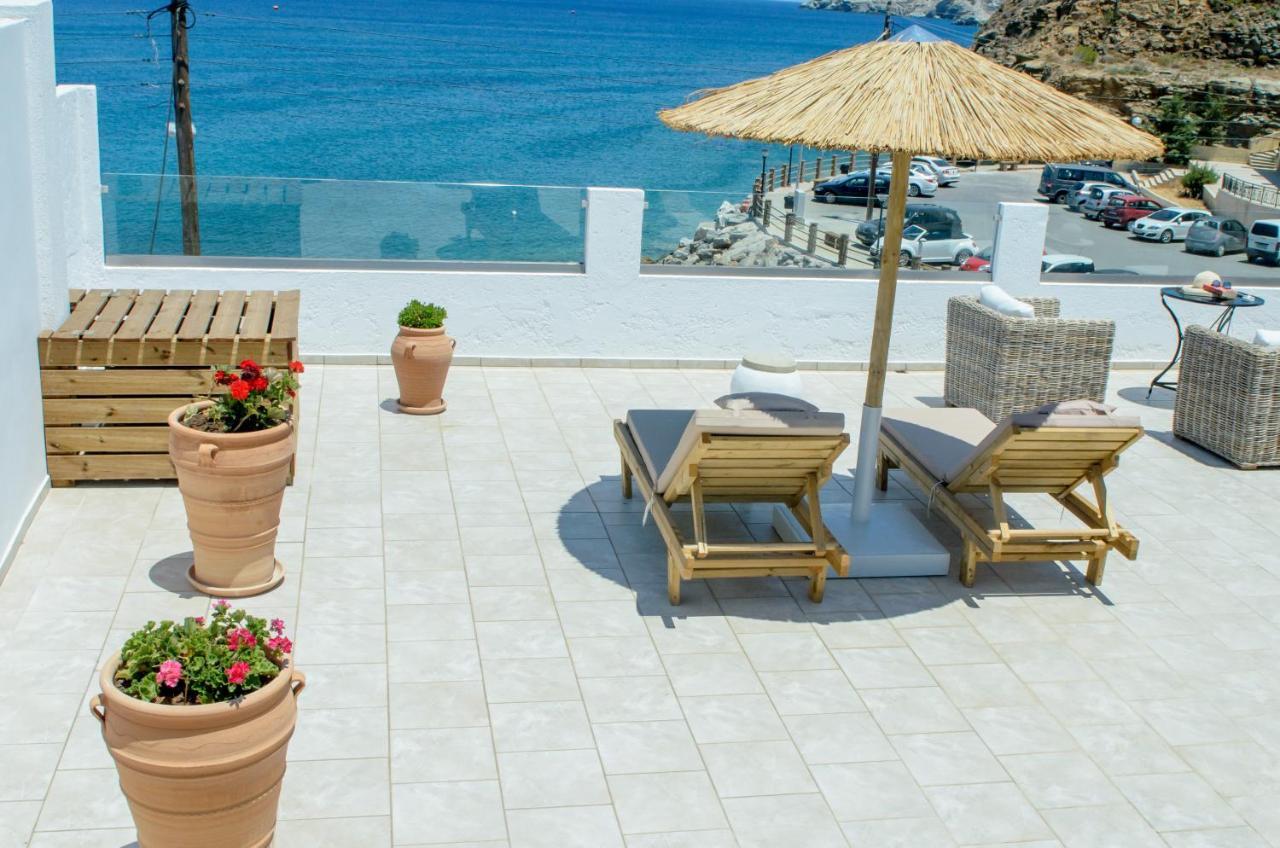 Laia Seafront Luxury Apartment Agia Pelagia (Crete)