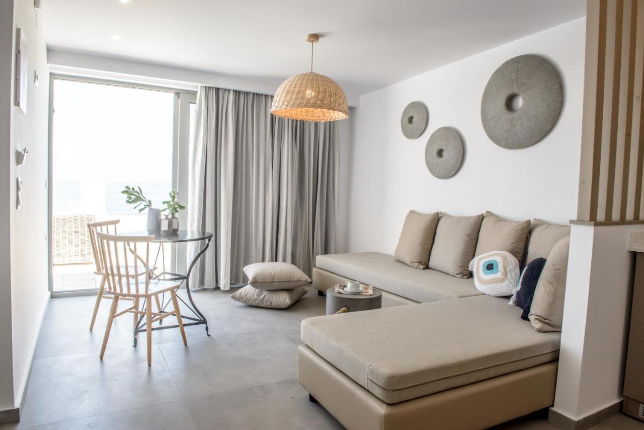 Apartment Laia Seafront Luxury