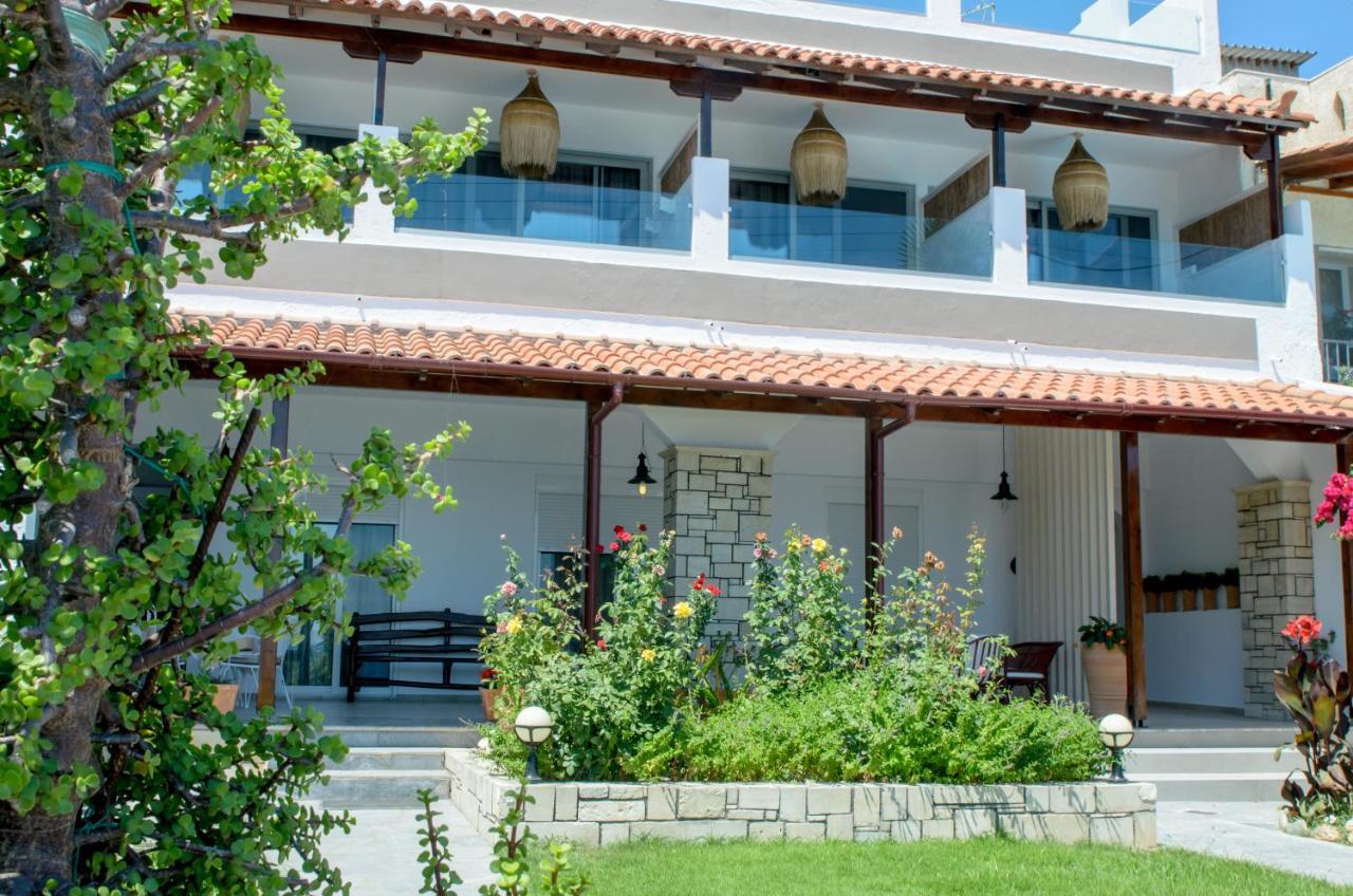 Laia Seafront Luxury *