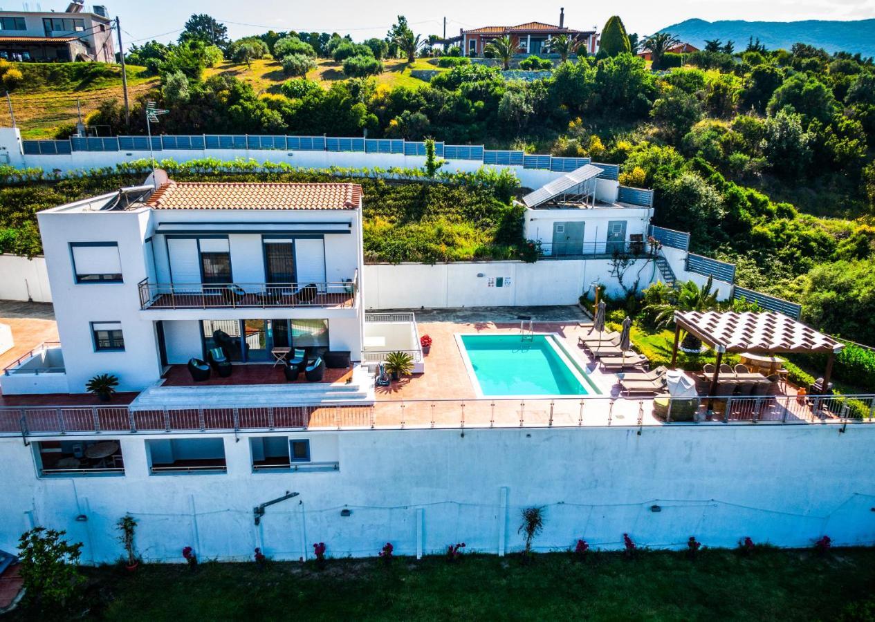 Villa Aries Villas *