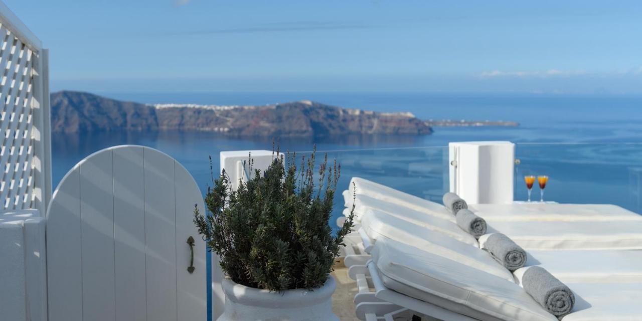 Hotel Above Blue 4*