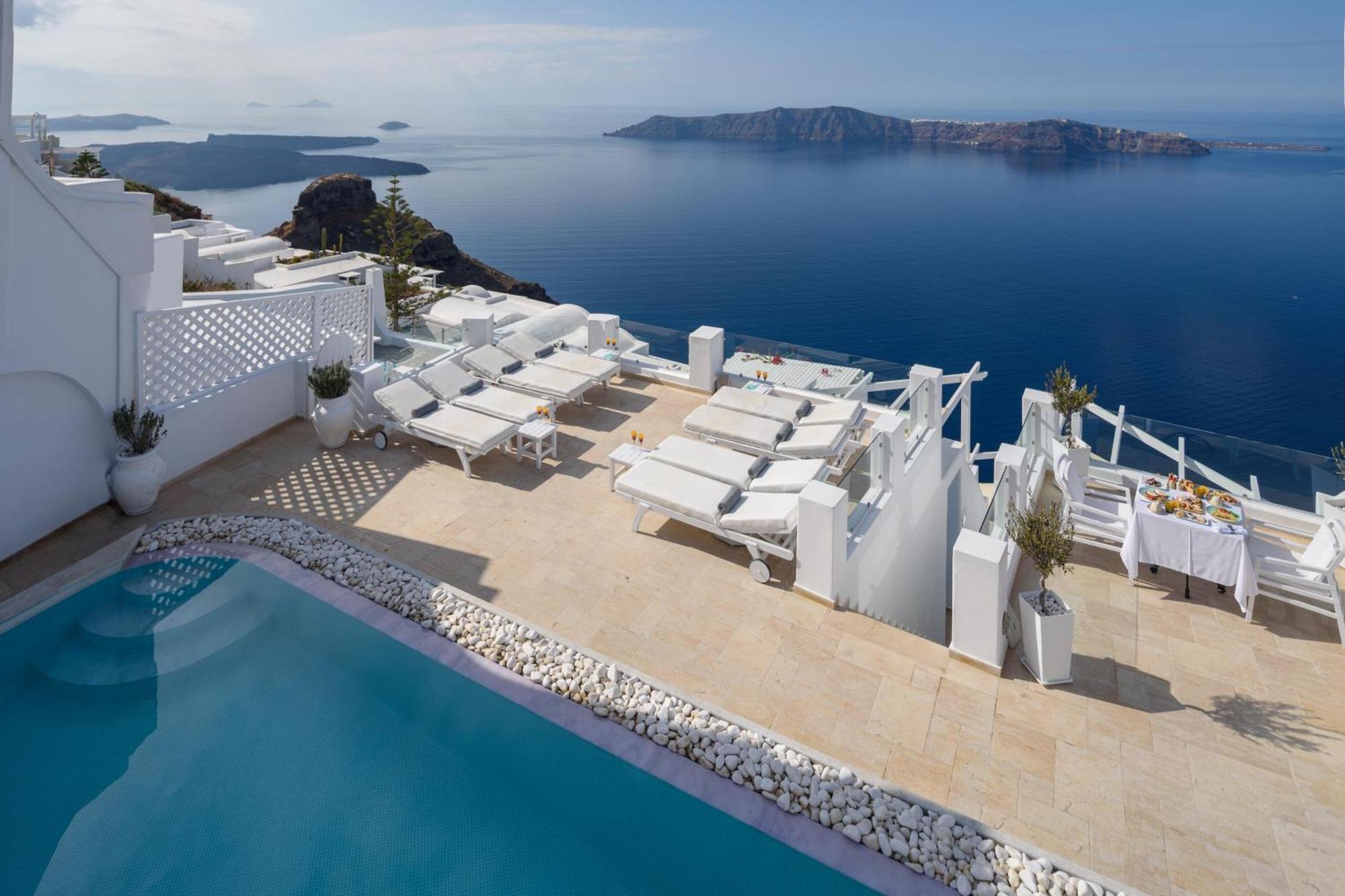 Hotel Above Blue Imerovigli (Santorini)