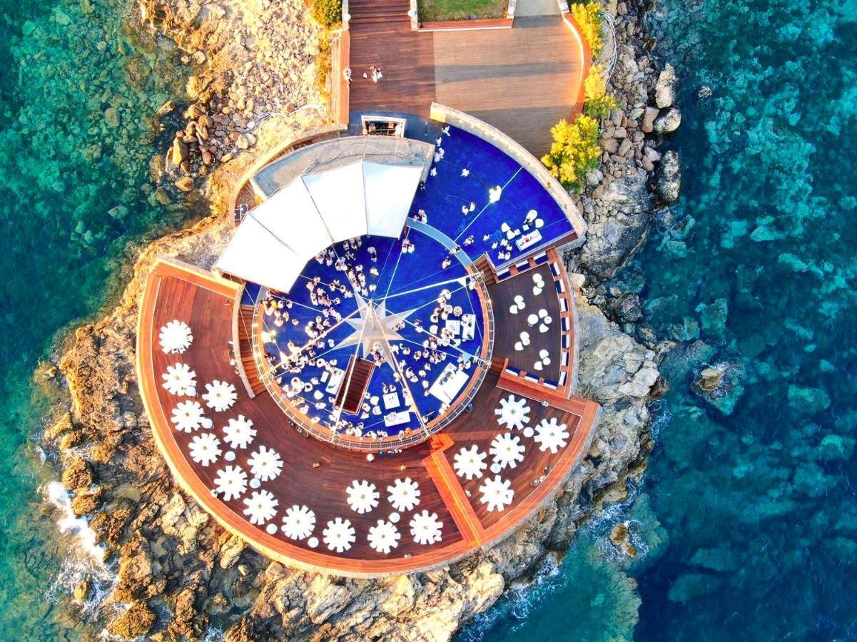 Resort Grand Lagonissi 5*