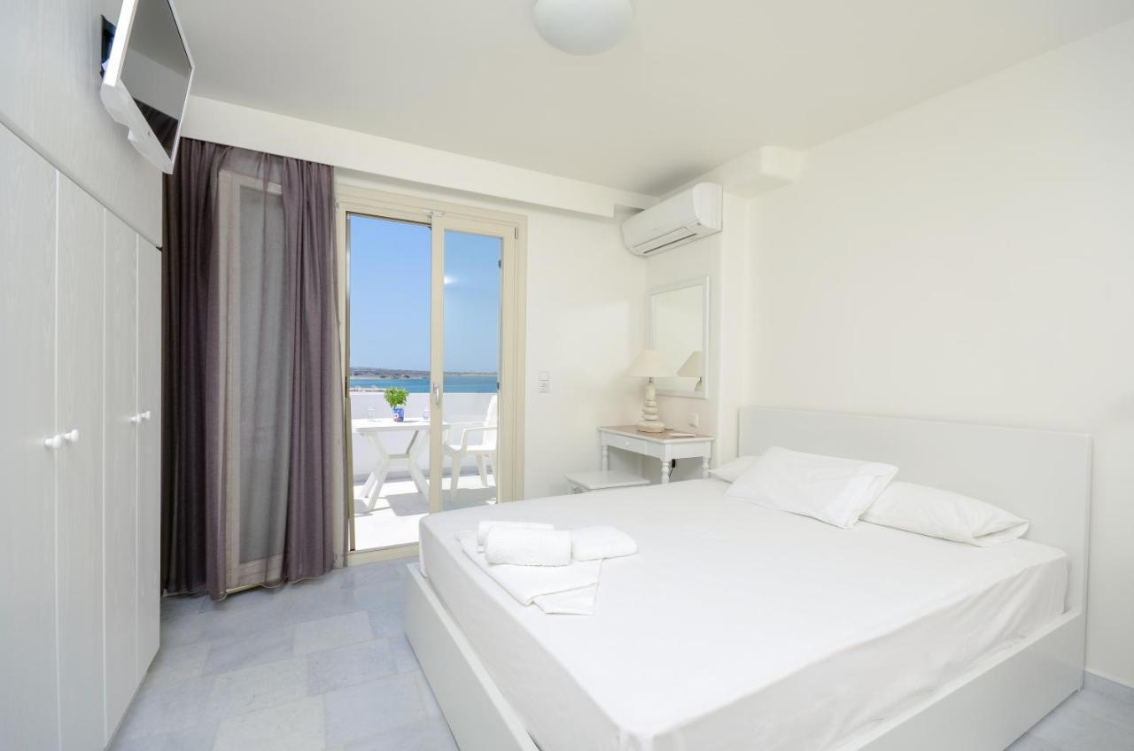 Soula Naxos * Naxos City