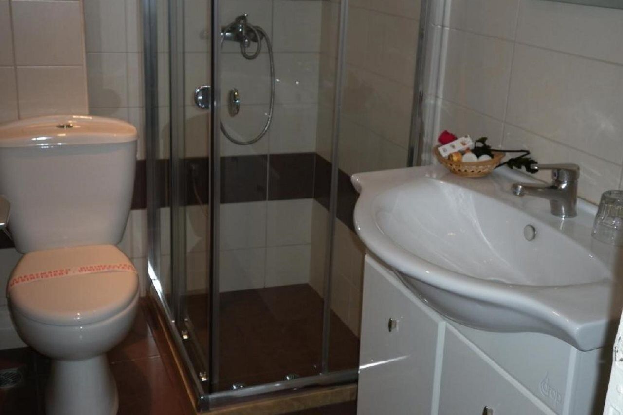Apollo Hotel 3*