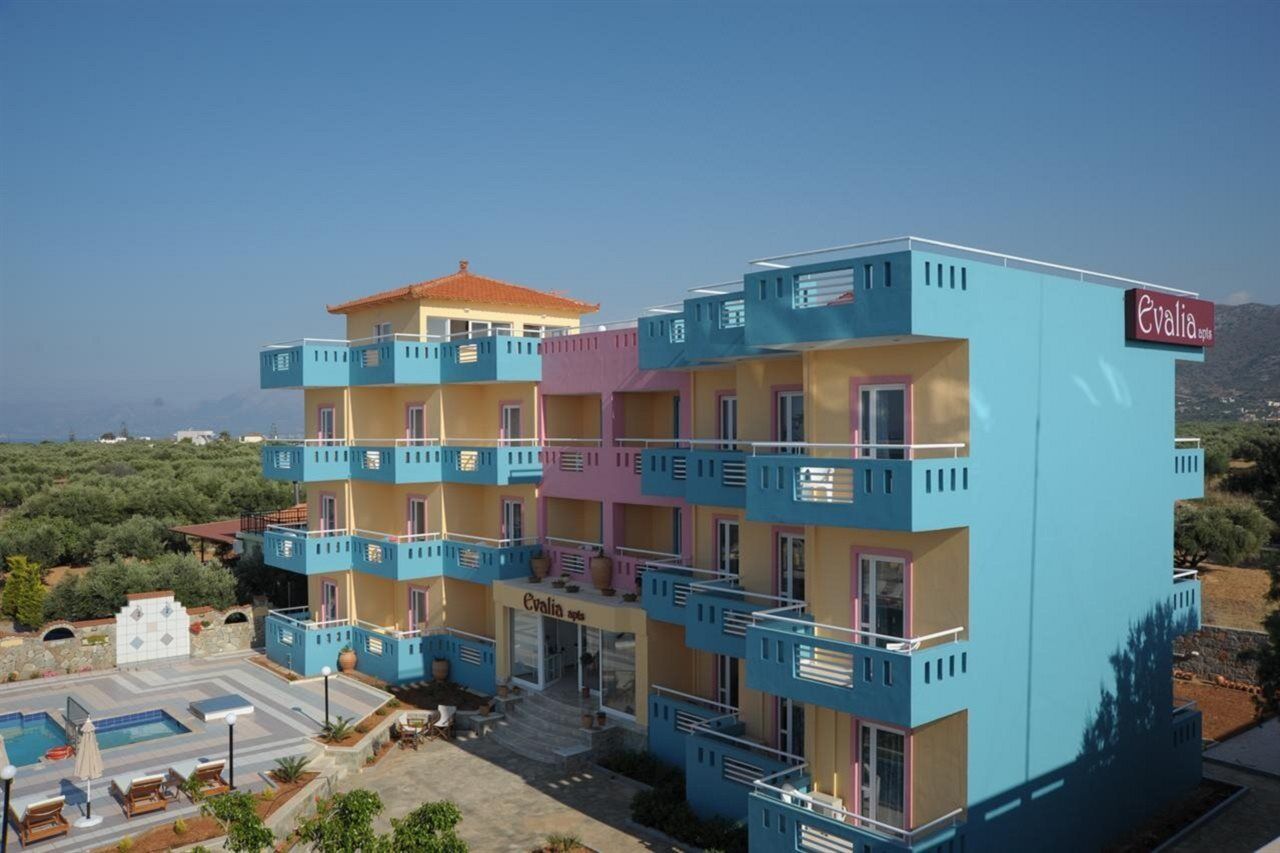 Evalia Apartment *