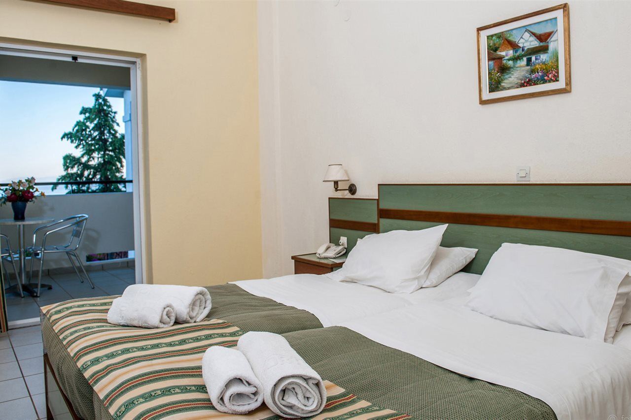 Hotel Porto Skala Village 4*