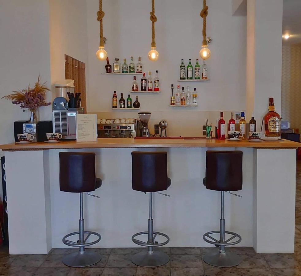 Asteri Hotel Livadi (Serifos)