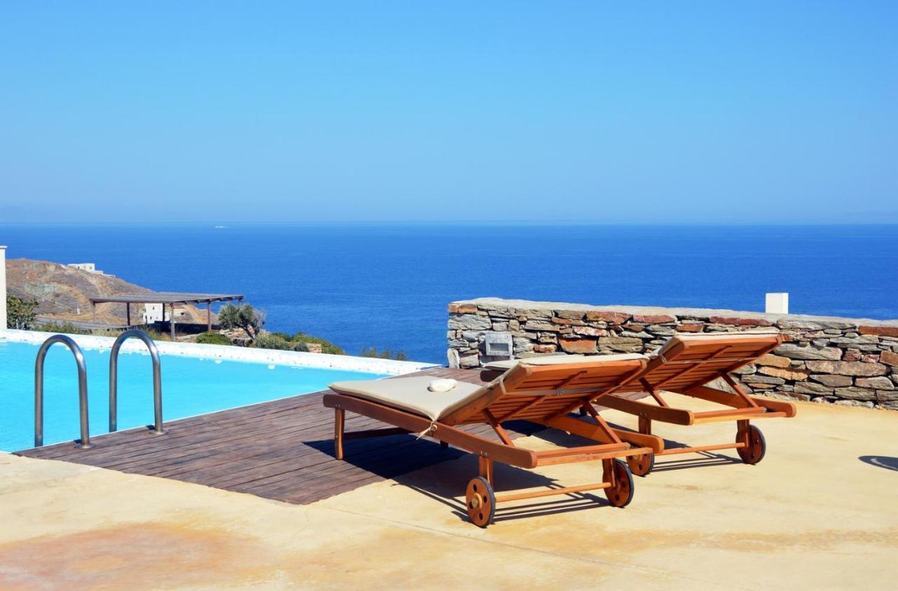 Seaside Stone Villa: Family Retreat With Pool And Terrace Holiday home