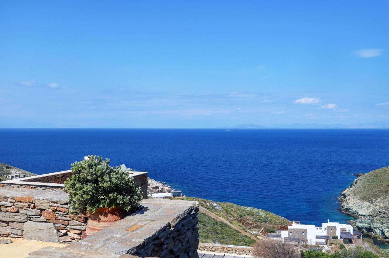 Seaside Stone Villa: Family Retreat With Pool And Terrace Holiday home