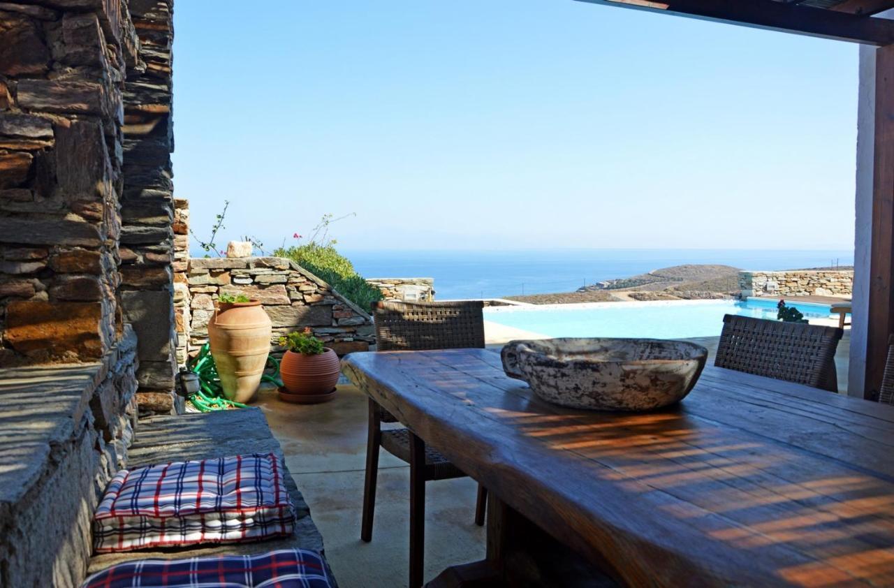 Seaside Stone Villa: Family Retreat With Pool And Terrace