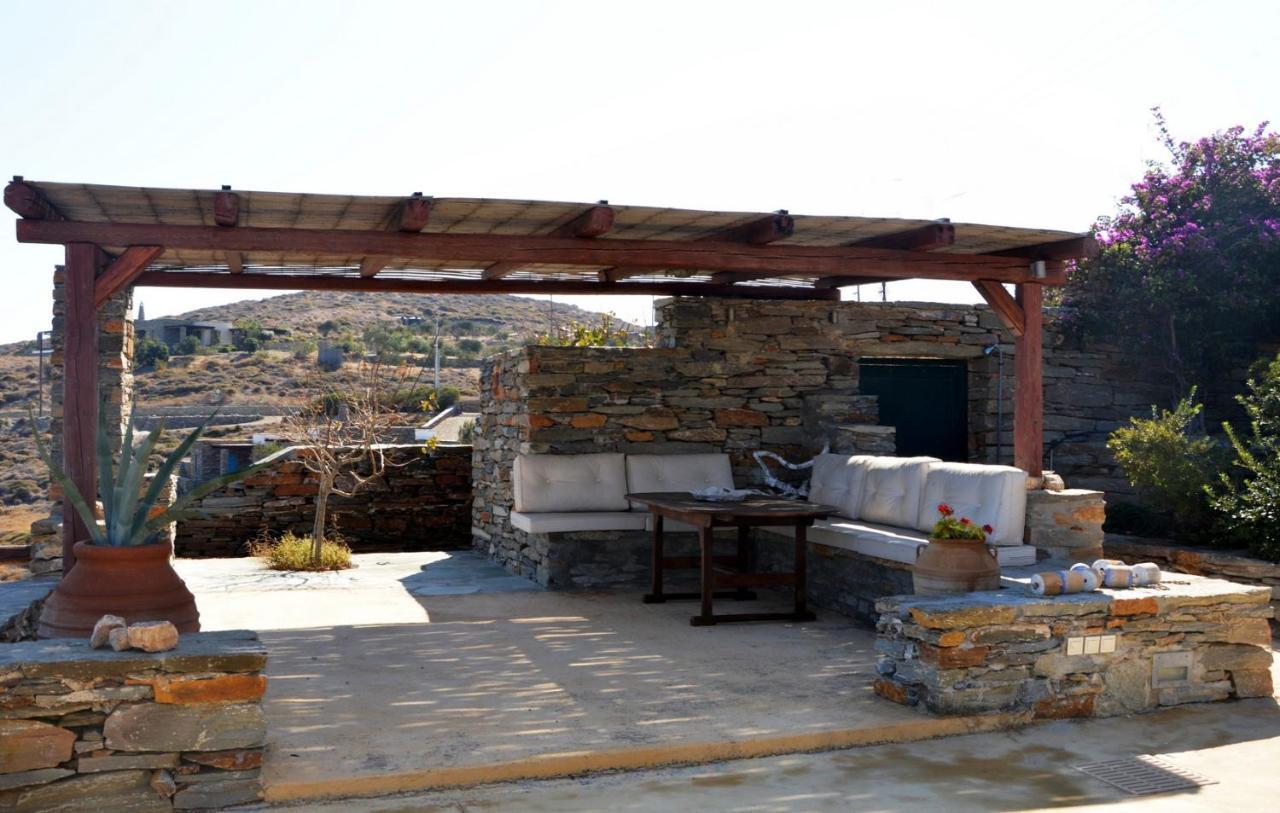 Seaside Stone Villa: Family Retreat With Pool And Terrace Holiday home Otzias
