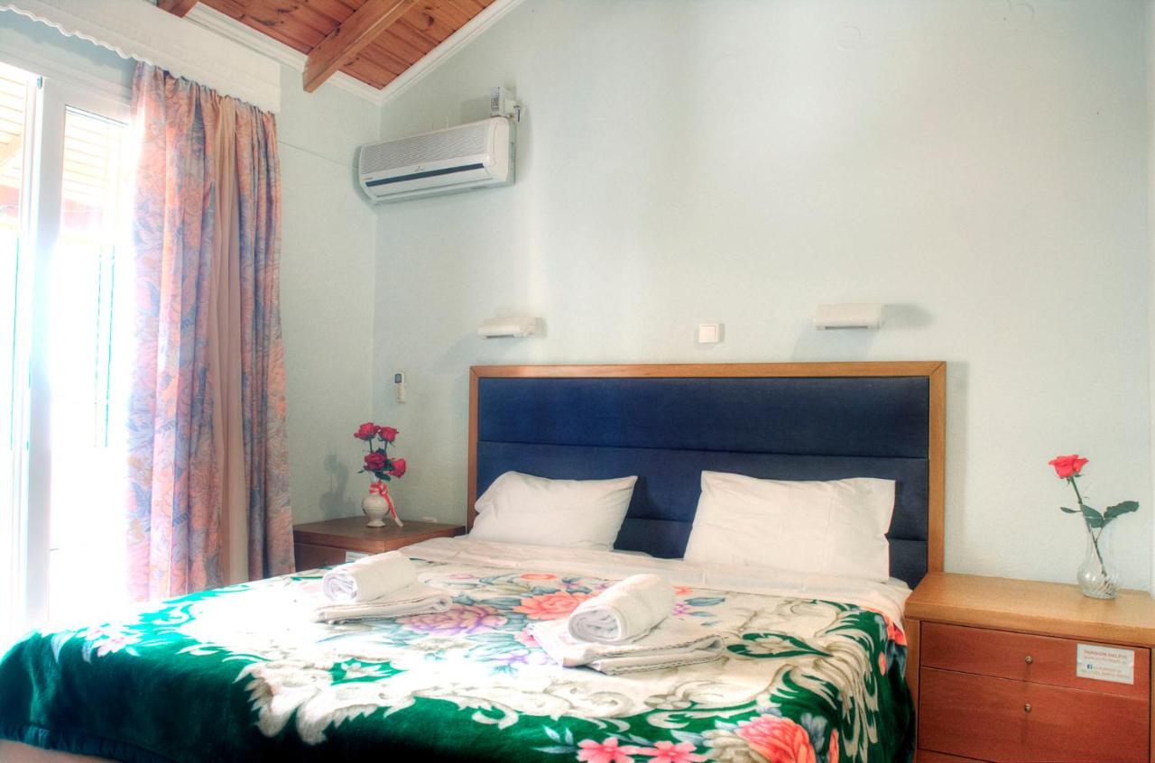 Delphi Aparthotel 4*