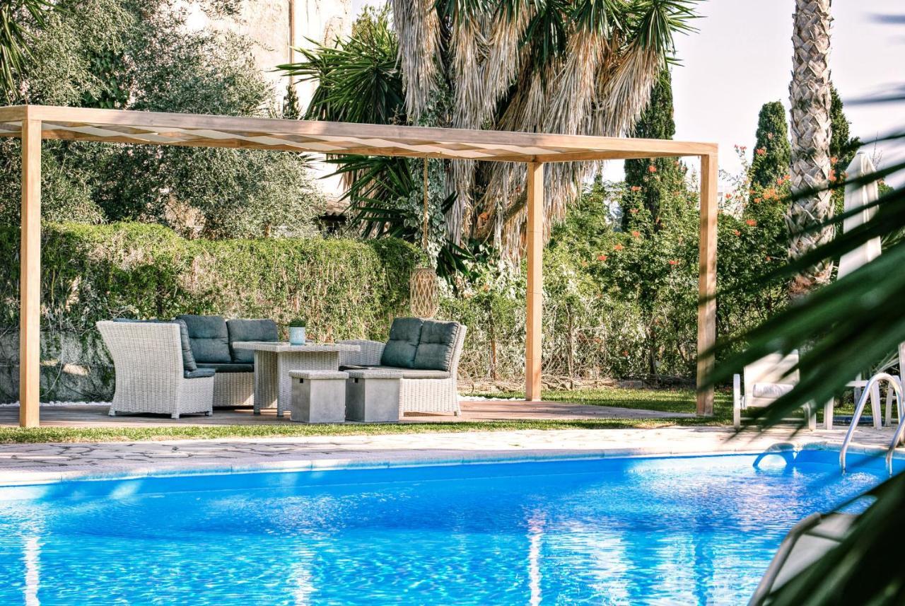 Eftichia & Aparthotel