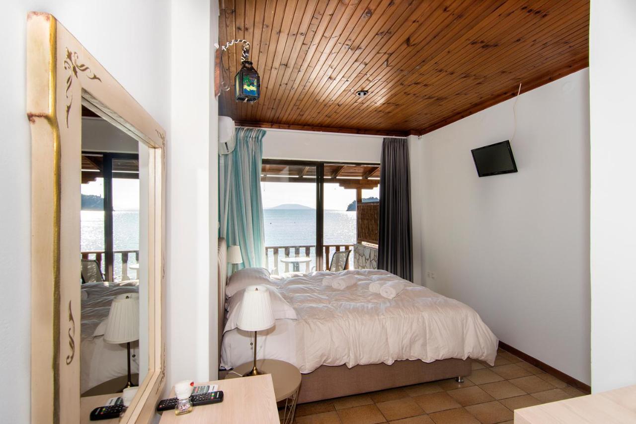 Poseidon Aparthotel