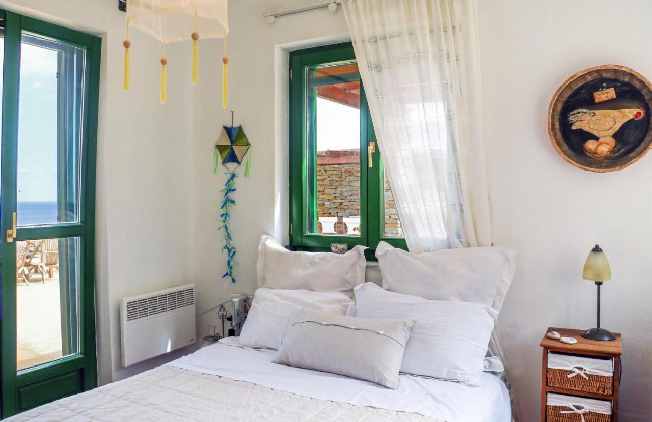 Seaside Stone Villa: Family Retreat With Pool And Terrace Holiday home Otzias