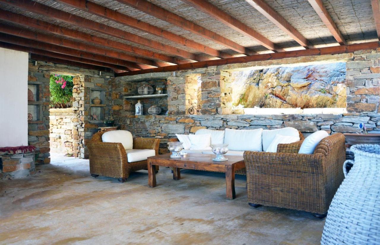 Seaside Stone Villa: Family Retreat With Pool And Terrace Otzias