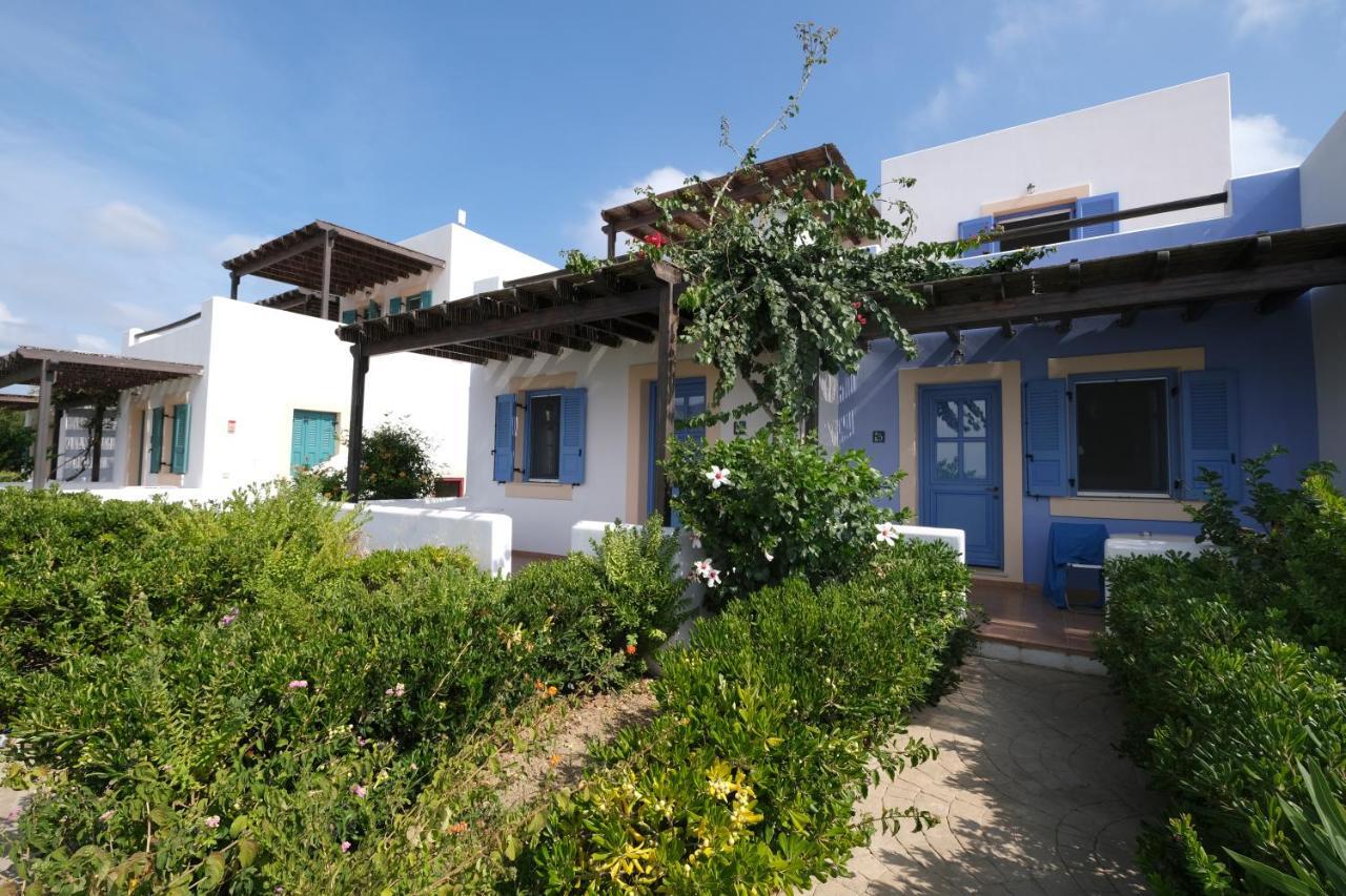 Nefeli Aparthotel 3*