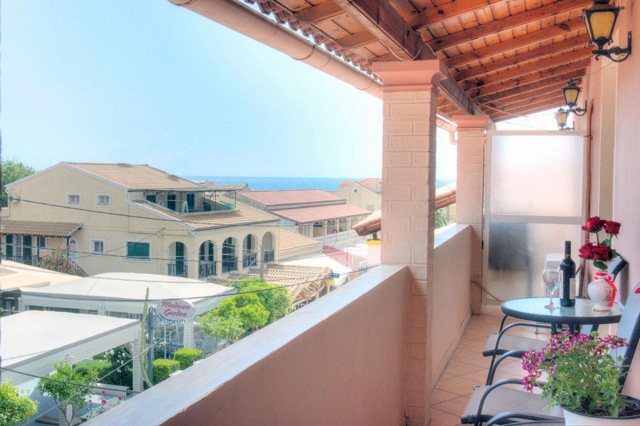 Delphi Aparthotel