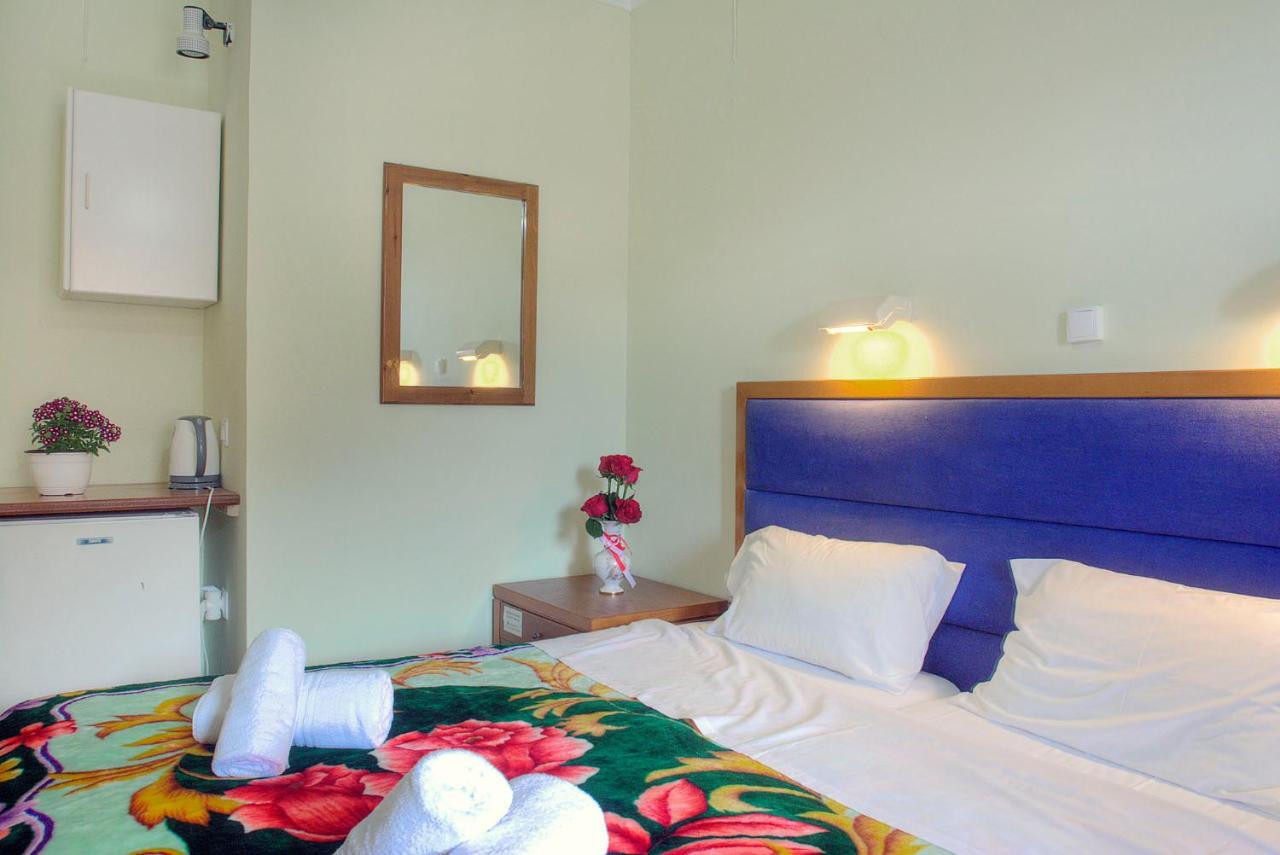Delphi Aparthotel