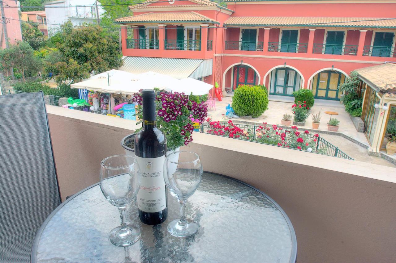 Aparthotel Delphi