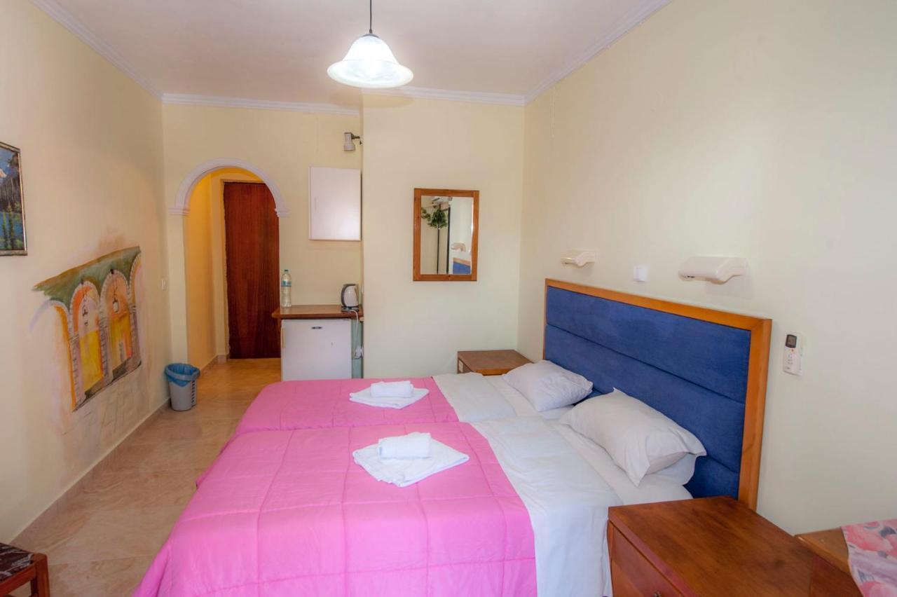Aparthotel Delphi Agios Gordios (Corfu)
