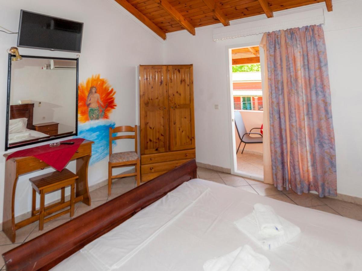 Delphi 4* Agios Gordios (Corfu)