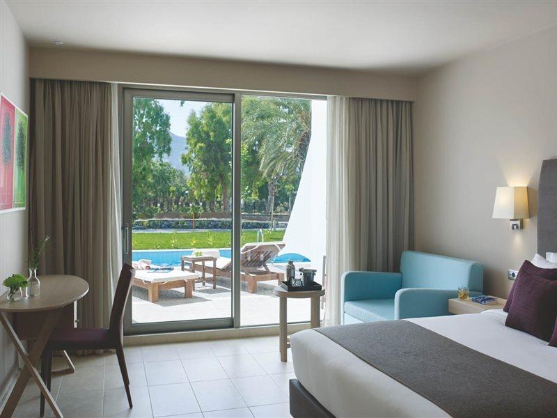Atlantica Akti Zeus Hotel