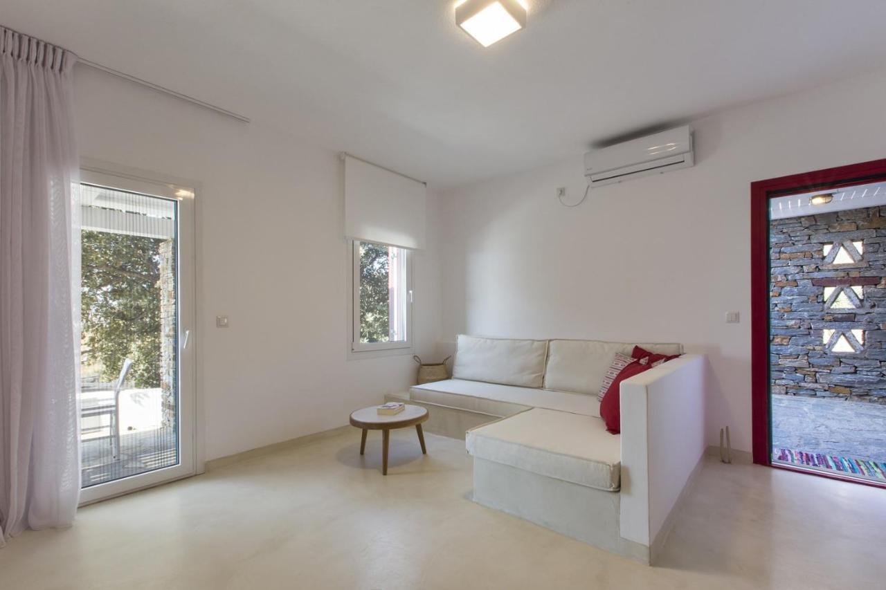 With A Sea View And Swimming Pool, In The Area Of Apartment