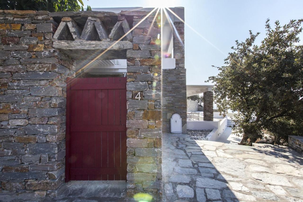 Apartment With A Sea View And Swimming Pool, In The Area Of Koundouros