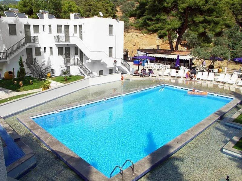 Cascade 3*