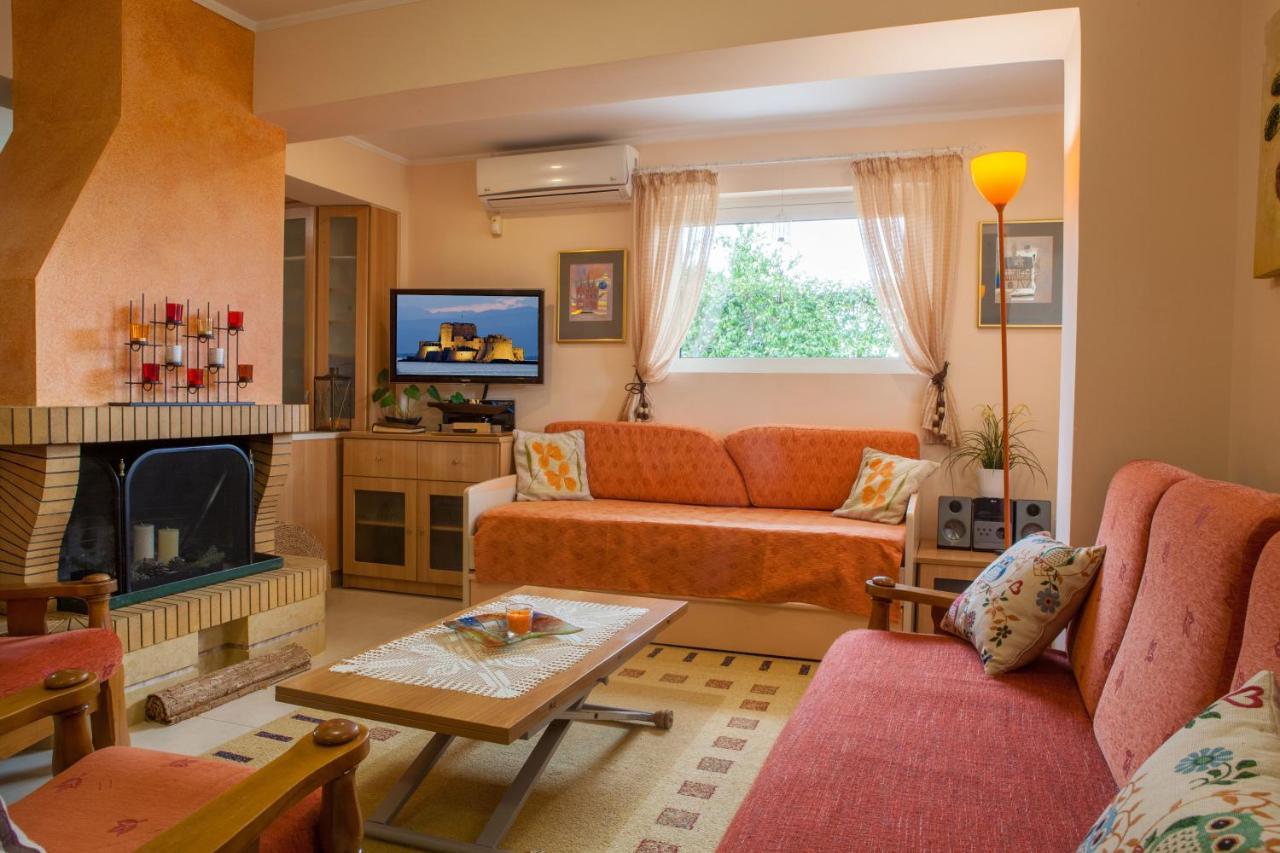 Iris-gogo House Nafplio