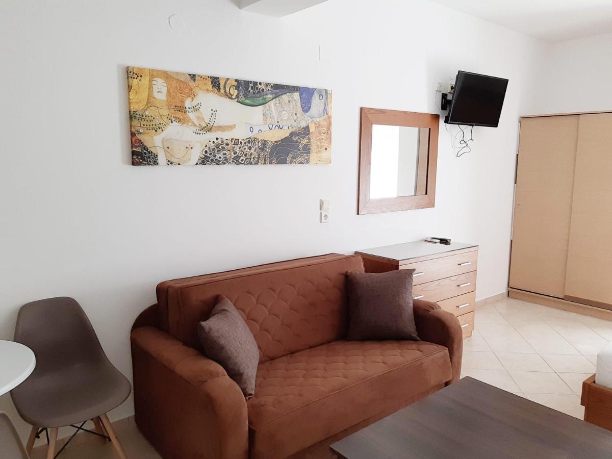 Olive Tree Apartment *