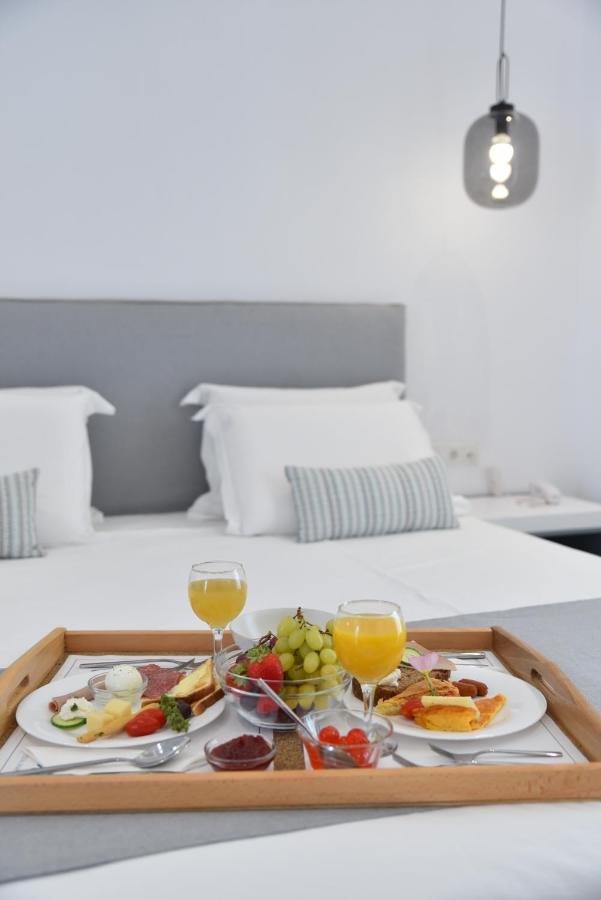 Crystal Mare Hotel